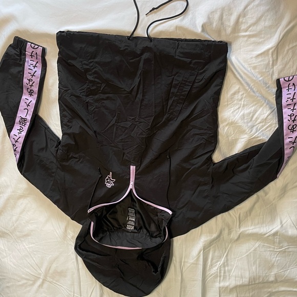 Bysamiiryan Japanese windbreaker✨ - Picture 3 of 10